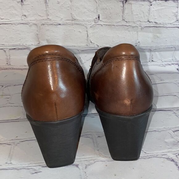 Earth Orgins shoes    - Picture 4 of 6